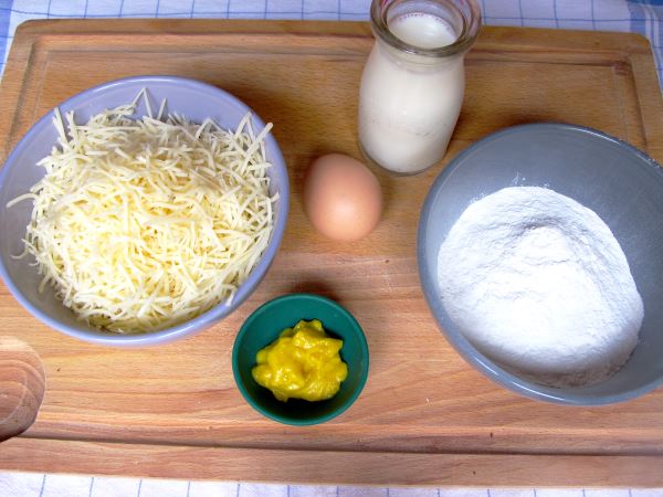 Receta infantil de magdalenas de queso paso 1