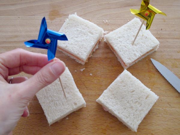Receta infantil de mini sándwiches especial cumpleaños paso 17