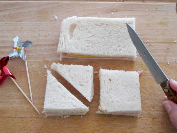 Receta infantil de mini sándwiches especial cumpleaños paso 30