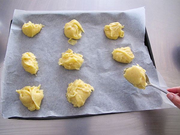 Receta infantil de panecillos de queso gruyere paso 11