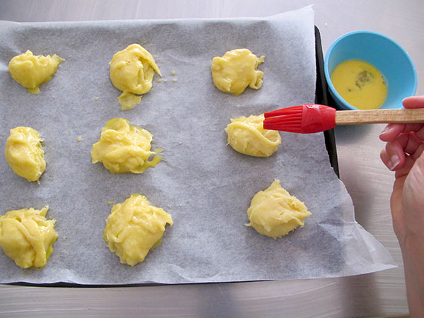 Receta infantil de panecillos de queso gruyere paso 13