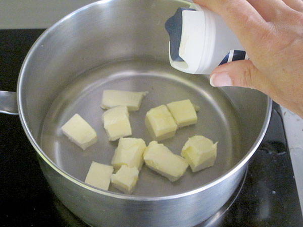 Receta infantil de panecillos de queso gruyere paso 3