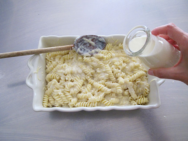 Receta infantil de pasta gratinada paso 13