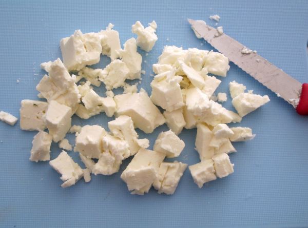 Receta infantil de pastel de calabacín y queso feta paso 5
