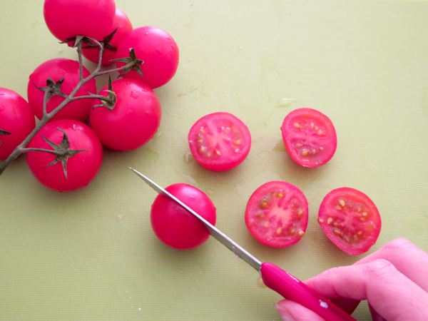 Receta infantil de pastel de calabacín y queso feta paso 6