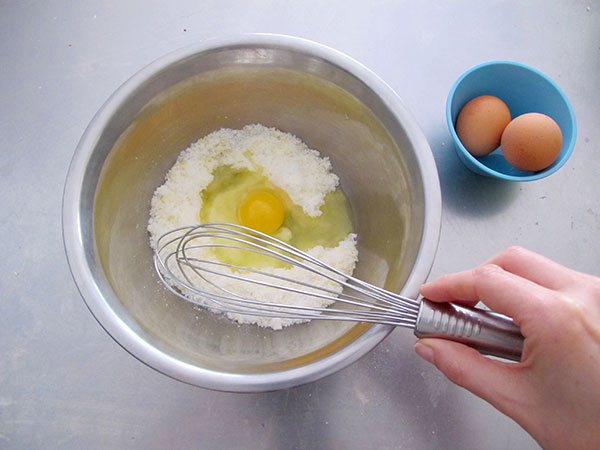 Receta infantil de pastel de limón casero paso 4