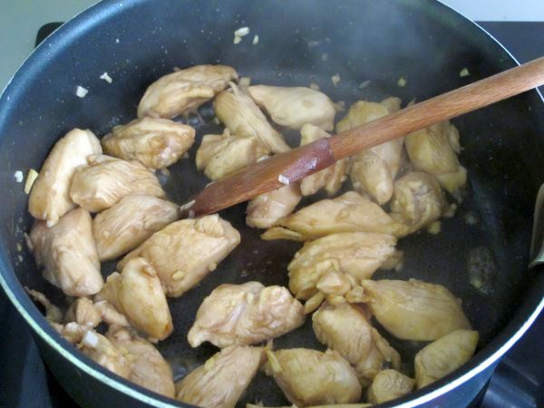 Receta infantil de pollo con limón y miel paso 5