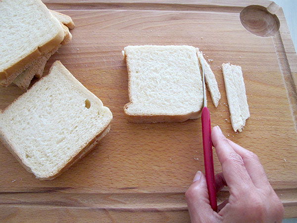 Receta infantil de sándwiches de chocolate para Navidad paso 2