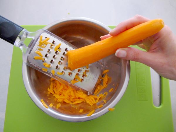 Receta infantil de sándwiches con forma de barco paso 2