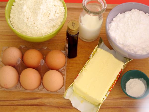 Receta infantil de tarta con forma de castillo paso 1