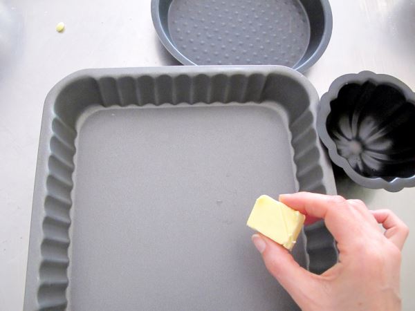 Receta infantil de tarta con forma de castillo paso 5