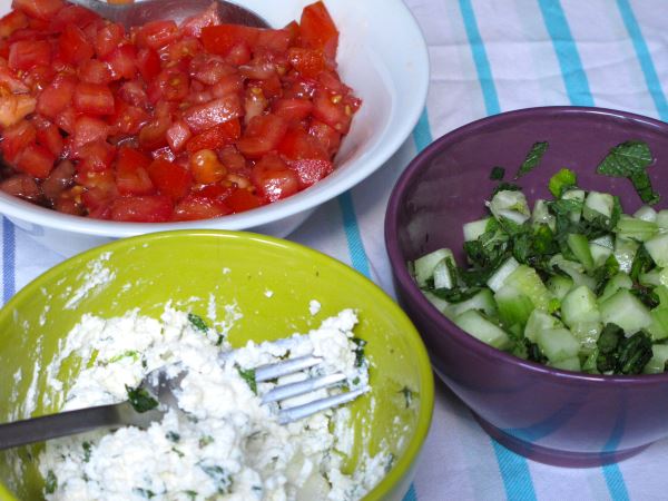 Receta infantil de verrine de tomate con queso de cabra paso 5