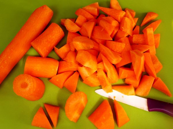 Receta infantil de zanahorias con miel paso 2