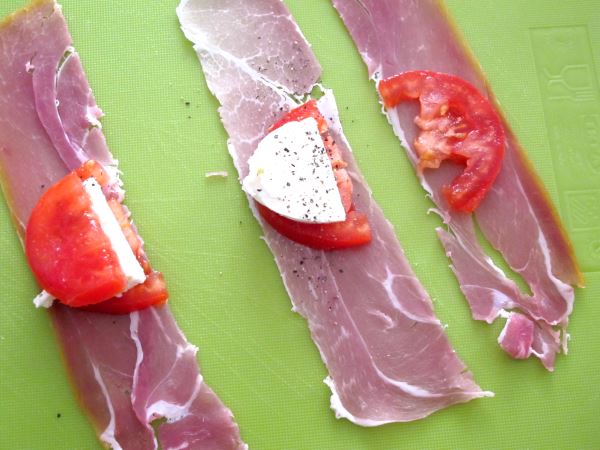 Receta canapés jamón tomate mozzarella paso 5