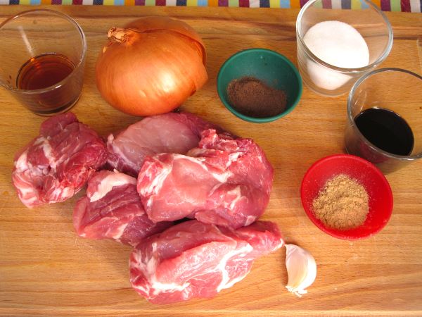 Receta infantil de lomo de cerdo caramelizado paso 1