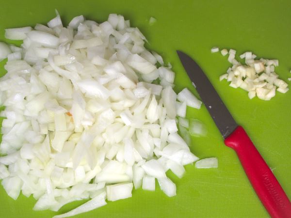 Receta infantil de lomo de cerdo caramelizado paso 2