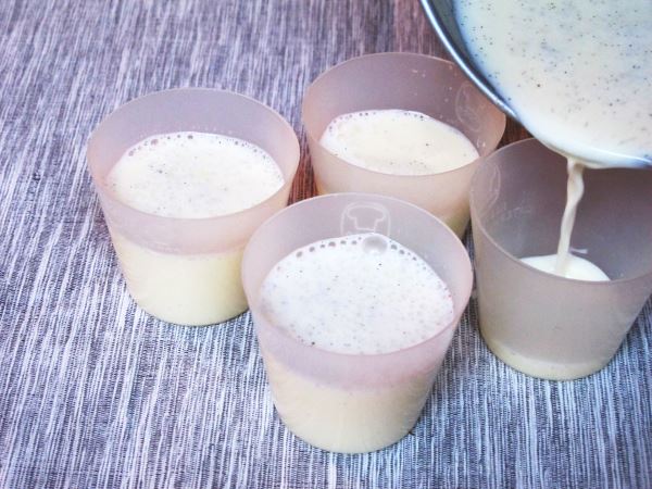 Receta infantil de panna cotta paso 6