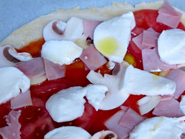 Receta infantil de pizza casera paso 9